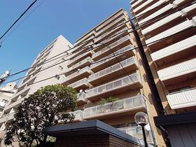 イトーピア渋谷桜ケ丘のエントランス