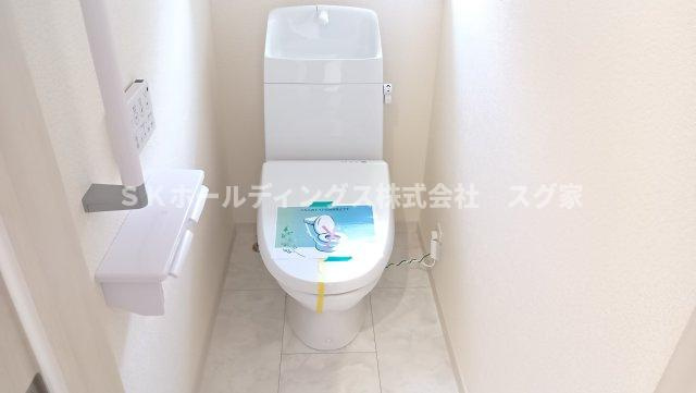 高槻市大和２丁目新築戸建て住宅のトイレ