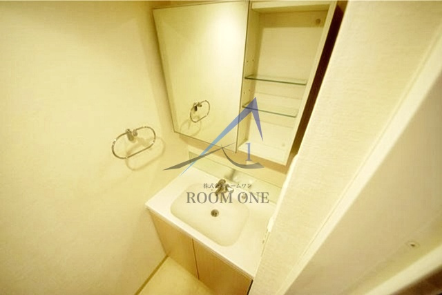 スパシエジーベック亀戸の洗面所|独立洗面台です。