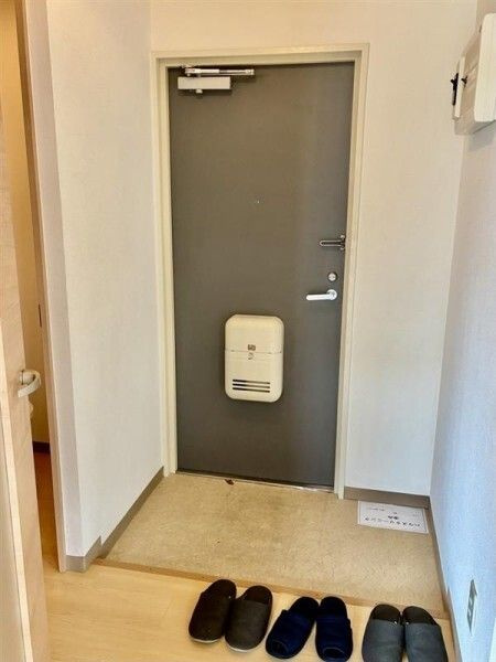 コーポアツミの玄関