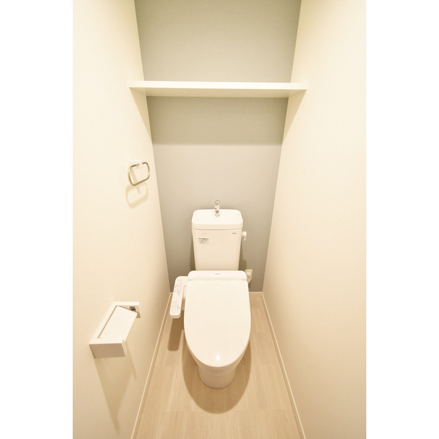 久留米市野中町の賃貸マンションのトイレ|ゆったりとした空間のトイレです