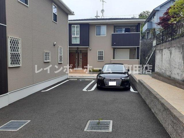 ドルフィン　Ａ※初期費用分割後払いサービス利用可能物件の駐車場