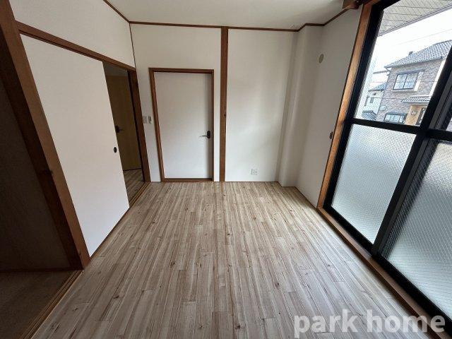 ロイヤルハウス比島Bの洋室|洋室です