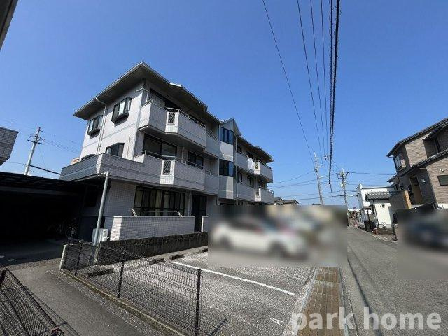 ロイヤルハウス比島Bの外観|外観です
