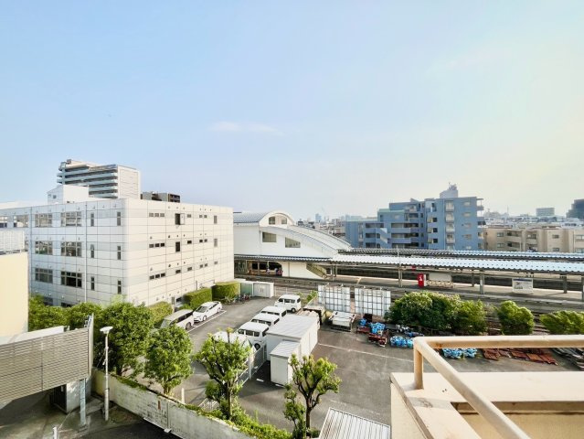 豊島ハイツの展望|2026.07.23撮影

現地ご見学希望・資料請求などお気軽にお問い合わせ下さい！
03-5990-5201