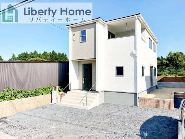 第4石岡市山崎　新築戸建の外観|ご予約をいただければ、『平日の空いた時間』『周辺物件まとめて見たい』『1件だけ見たい』ももちろん可能です♪
お気軽にお問合せください♪