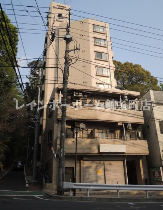 日神パレステージ市川の外観