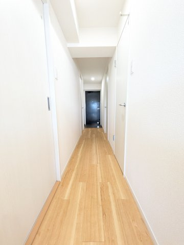 ロマネスク春日弥生の内装