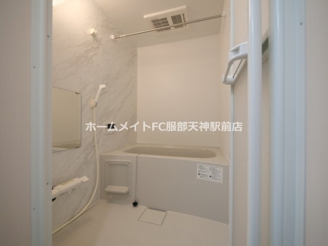 ベリッシモ蛍池の浴室