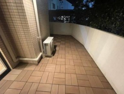  ワールドパレス三軒茶屋のバルコニー