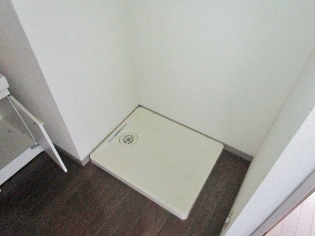 アルペンローザのその他|洗濯機置き場
