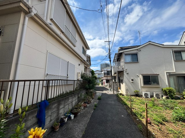 品川区豊町５丁目の売地の前面道路含む現地写真
