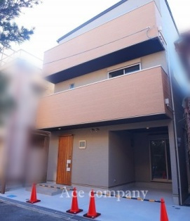 【外観】 | 八尾市竹渕1丁目 | 【新築完成済み☆敷地間口ゆったり整形地☆2WAYアクセスOKです♪】ローン返済目安：月々約66193円（頭金0円、変動金利0.875％、返済期間40年、ボーナス払い無しで試算しています）