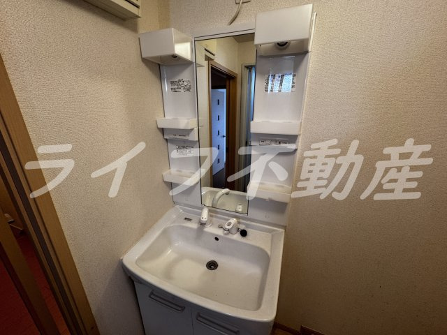 グリーンヒルⅡの独立洗面台|使いやすい独立洗面台です