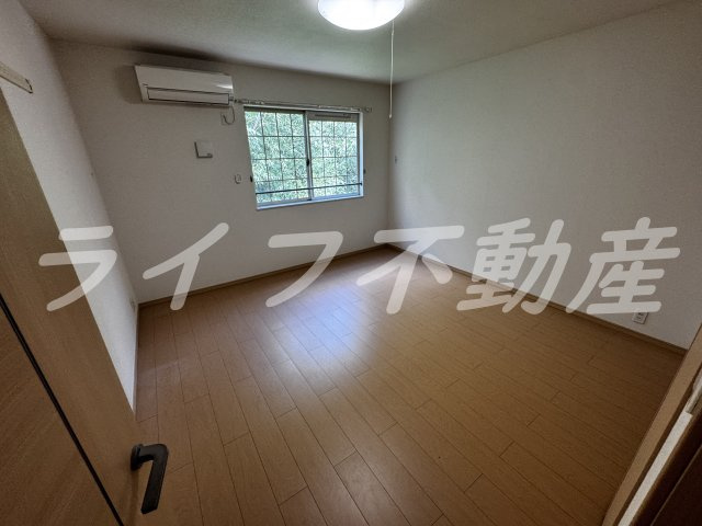 グリーンヒルⅡの洋室|使い勝手のいい洋室です