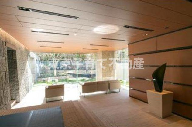 パークコート三番町ヒルトップレジデンスのロビー