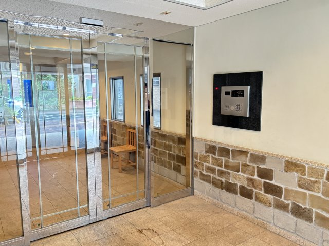 Ｍ永岡マンションのロビー