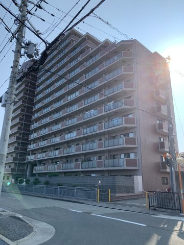 グランプレステージ明石西Ⅱの外観