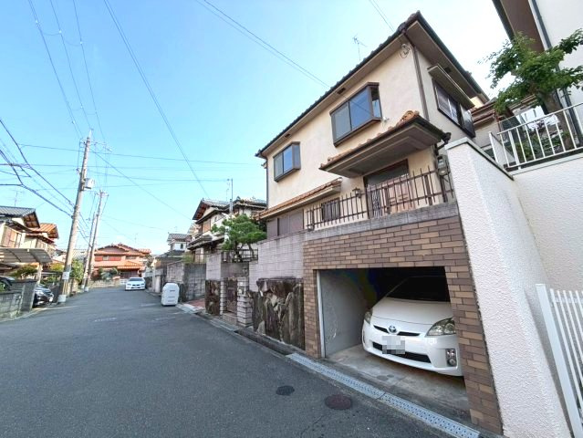 太秦東が丘一戸建