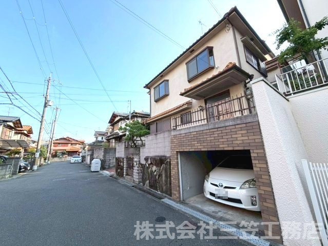 太秦東が丘一戸建