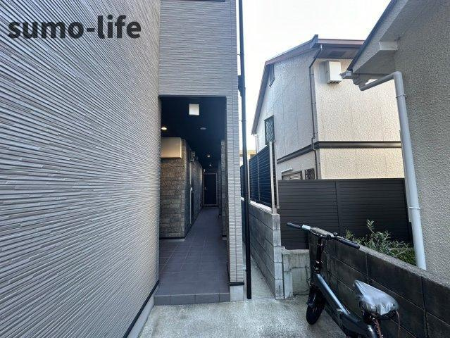 エバーグリーン武庫之荘のエントランス