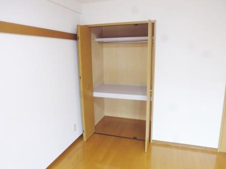 第六田嶋ビルの収納