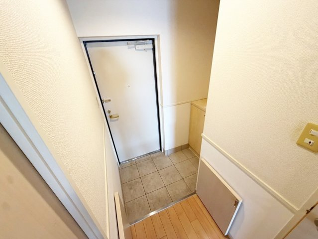 TMK江坂の玄関