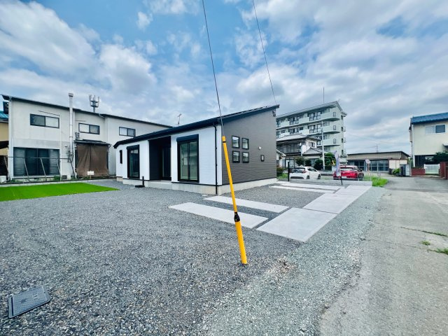 太田市高林南町の前面道路含む現地写真|閑静な住宅地◎