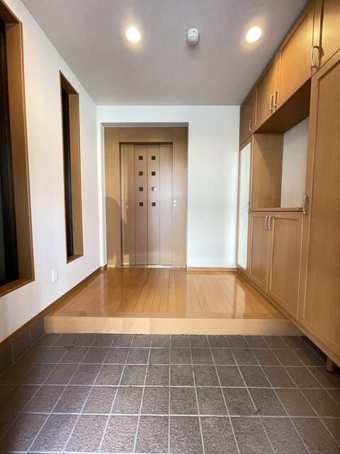 ラルハイツの玄関
