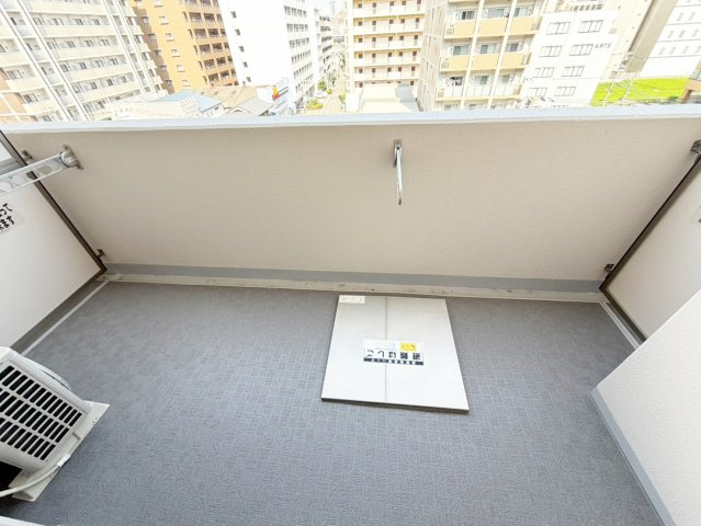 TMK江坂のバルコニー