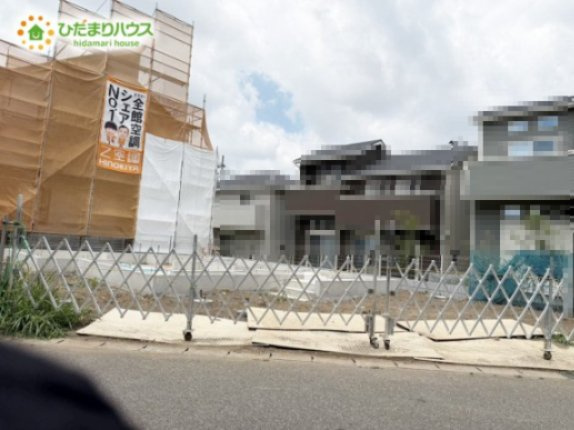 野田市清水公園東2丁目　新築戸建　2号棟の駐車場|2台分可能な駐車スペース(^^)/車種により異なる場合がございます。
