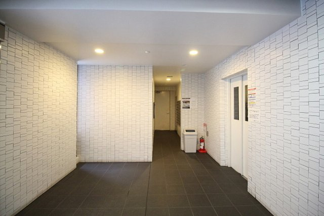 ステイシス町屋のロビー