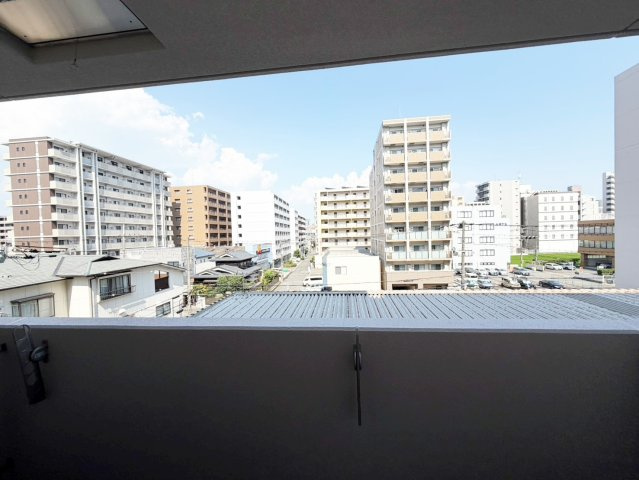 TMK江坂の展望