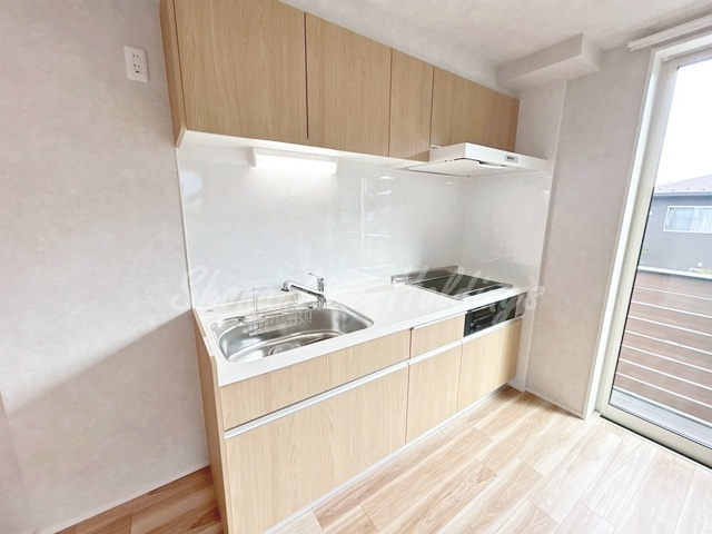 鎌倉市佐助１丁目のアパートのキッチン