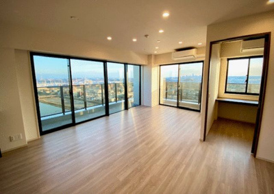【居間・リビング】 | ドレッセタワー新綱島