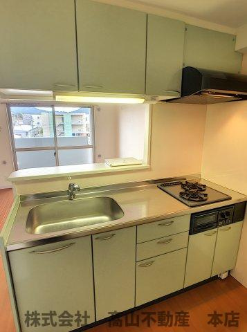 宗像市稲元３丁目の賃貸マンションのキッチン