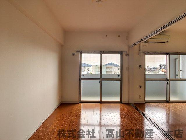 宗像市稲元３丁目の賃貸マンションの洋室