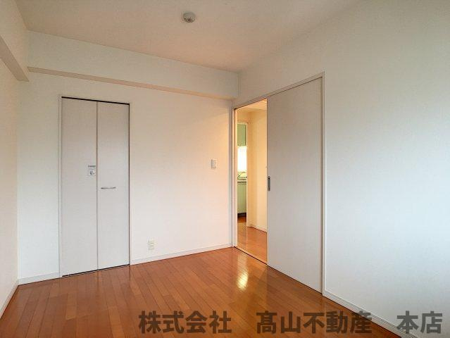 宗像市稲元３丁目の賃貸マンションの洋室