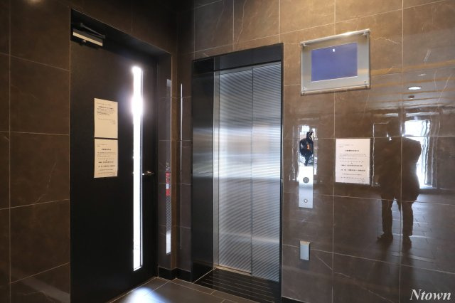 【ロビー】 | ディアレイシャス名古屋ステーション | 落ち着いたロビーです