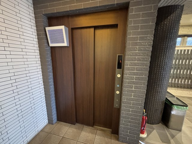 パークフラッツ尼崎のエントランス