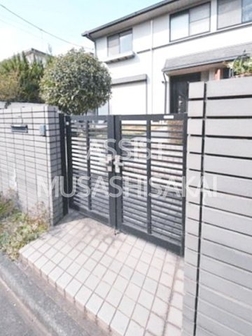 貫井陽光テラスのエントランス