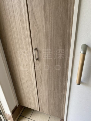 【玄関】 | リジエールＢ