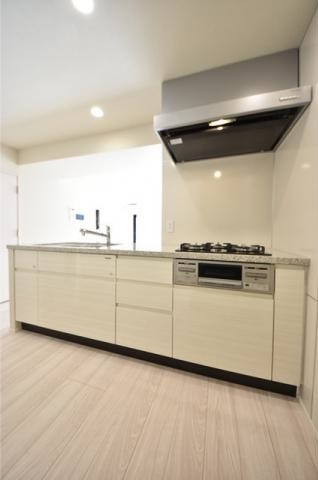 港区西麻布３丁目の賃貸マンションのキッチン