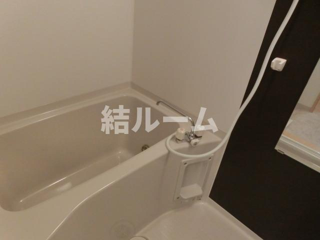 荒川区東尾久６丁目のアパートの浴室