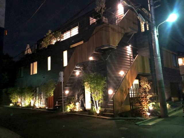 NOXの外観|夜間外観