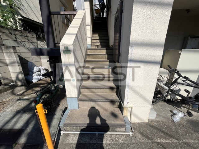 太陽マンションのエントランス