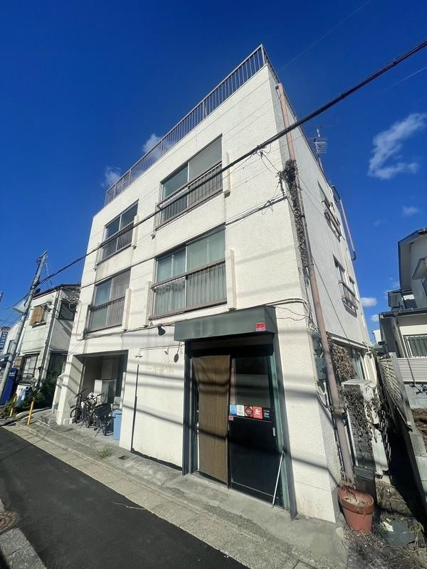 太陽マンションの外観