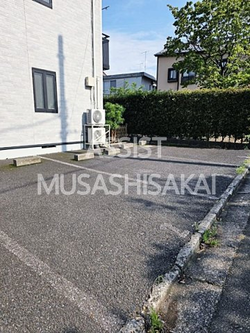 エステートピア水源の森Aの駐車場