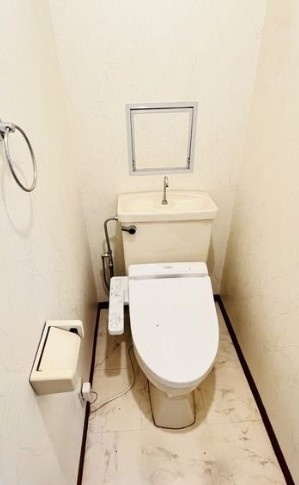 リアライズ市川原木のトイレ
