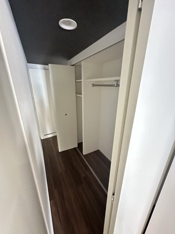 大阪市中央区松屋町住吉の賃貸マンションの収納